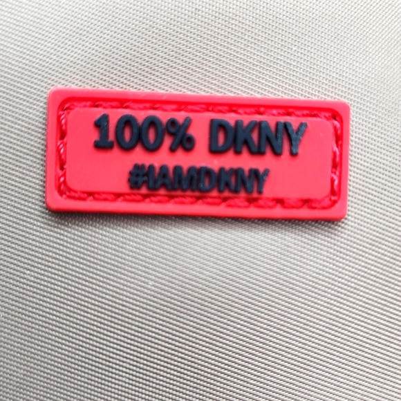 DKNY TOILETRY TRAVEL BAG, TOFFEE - Picture 7 of 12